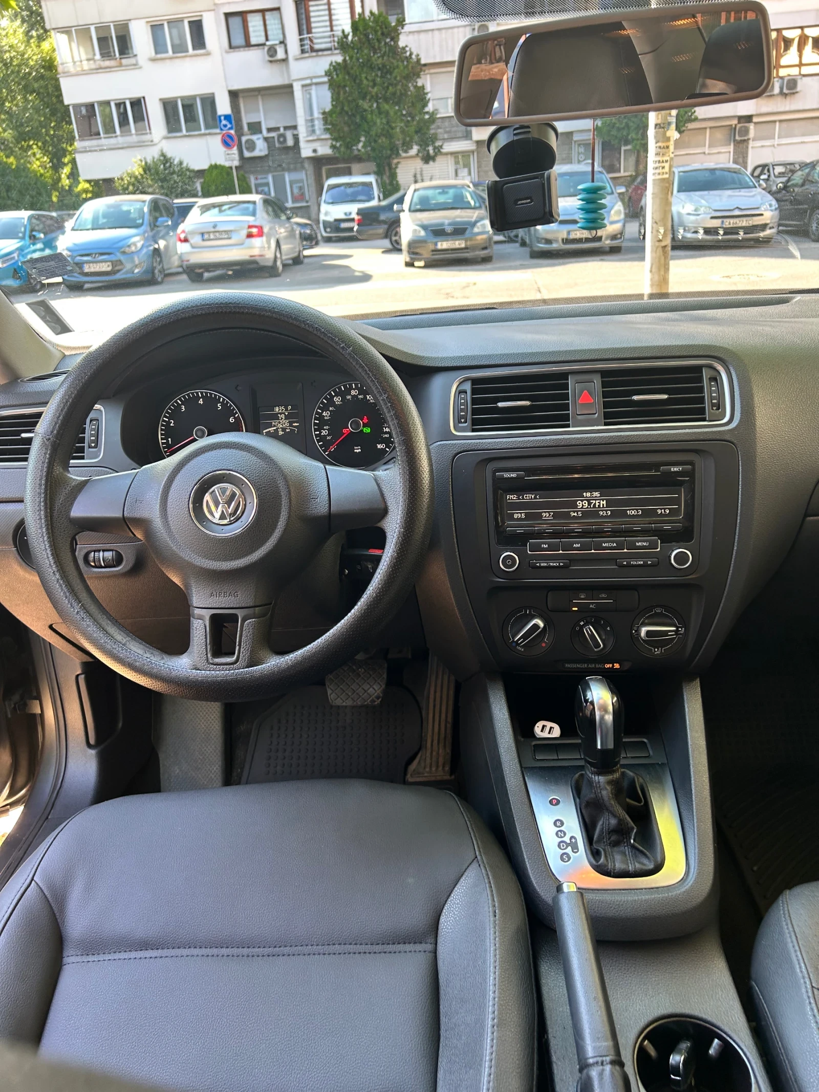 VW Jetta 2.5 SE, снимка 4 - Автомобили и джипове - 54642214