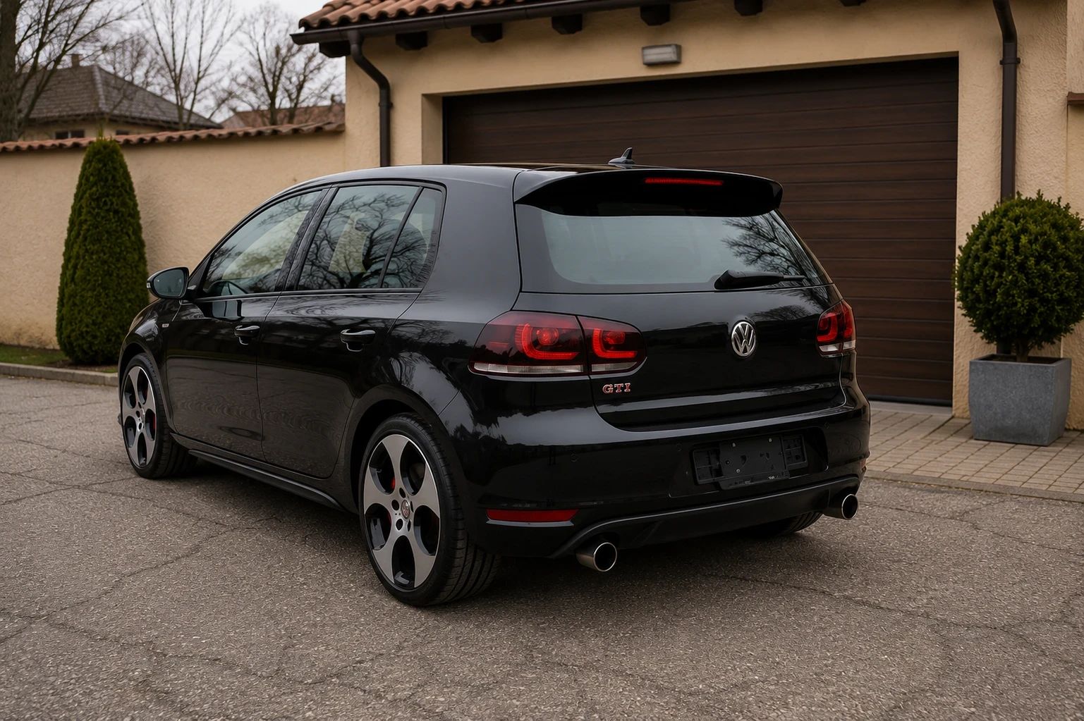 VW Golf 2.0 GTI Шибидах Холандия, снимка 5 - Автомобили и джипове - 54648279