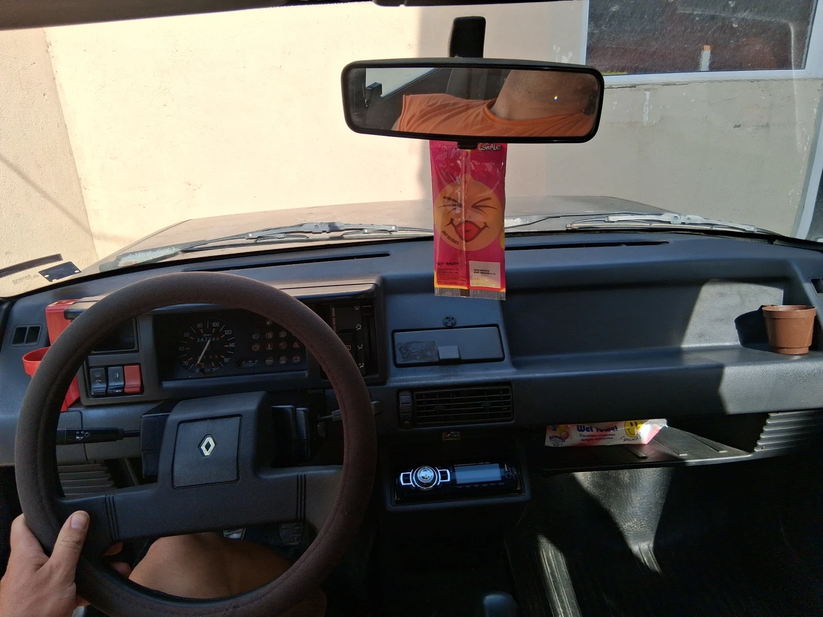 Renault Express 1.4, снимка 9 - Автомобили и джипове - 54812357