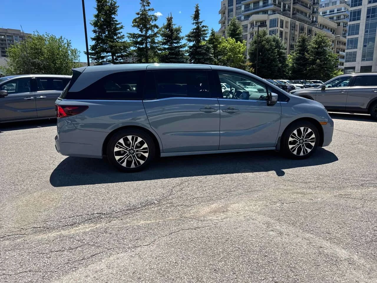 Honda Odyssey * Touring * АВТОКРЕДИТ БЕЗ ПЪРВОНАЧАЛНА ВНОСКА* , снимка 3 - Автомобили и джипове - 54985479