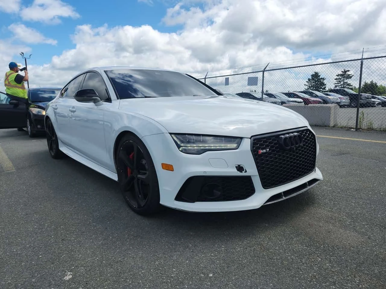 Audi Rs7 CARFAX | ЦЕНА ДО БЪЛГАРИЯ | АВТОКРЕДИТ , снимка 2 - Автомобили и джипове - 55101800