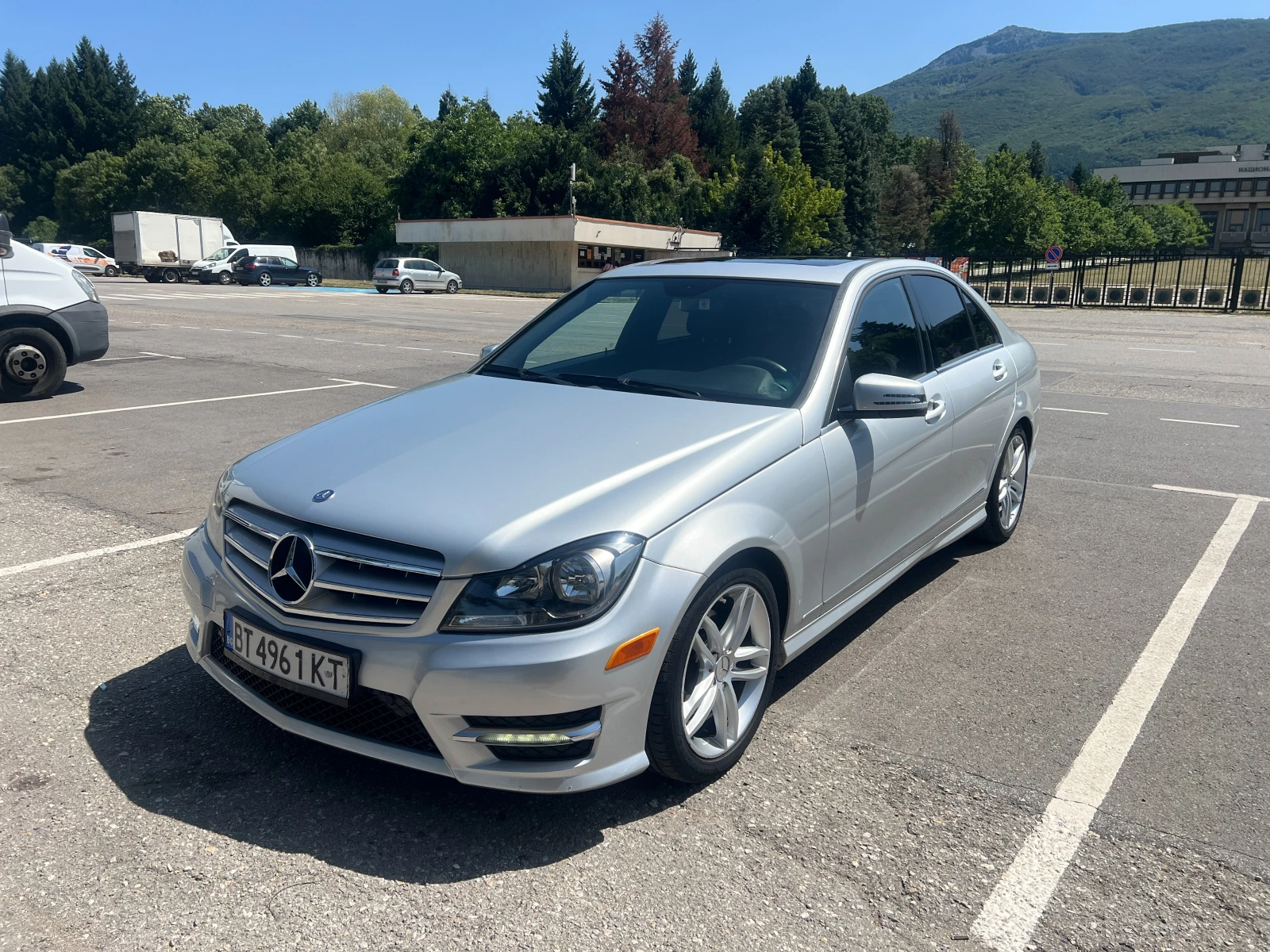 Mercedes-Benz C 300 4matic, снимка 2 - Автомобили и джипове - 55481130