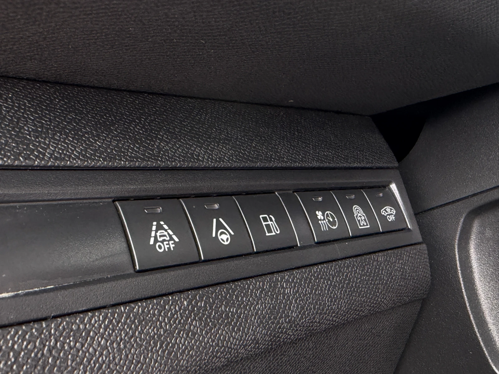 Peugeot 3008 GT AWD, снимка 12 - Автомобили и джипове - 55938751