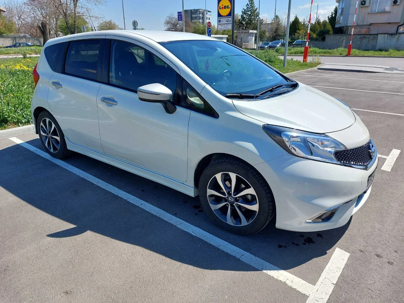 Nissan Note N-tec, снимка 7 - Автомобили и джипове - 55964278