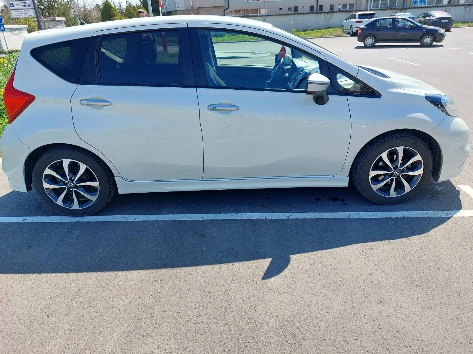 Nissan Note N-tec, снимка 6 - Автомобили и джипове - 55964278