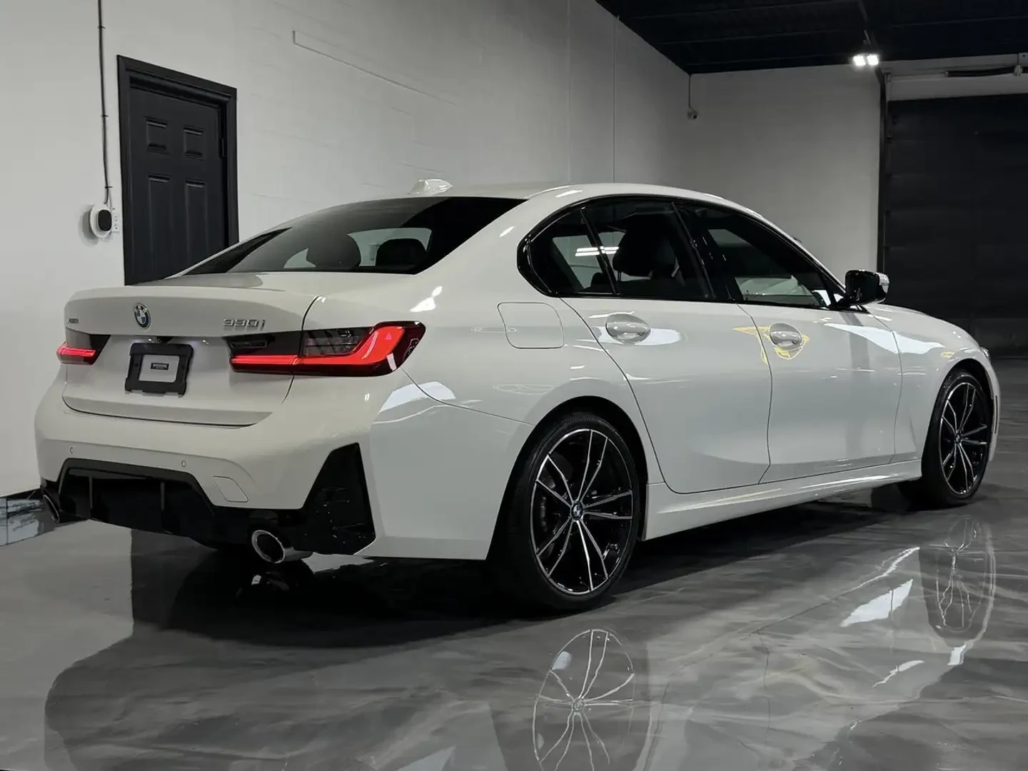 BMW 330 M* SPORT* XDRIVE* �������* ������* ������*  | Mobile.bg � ����������� 2