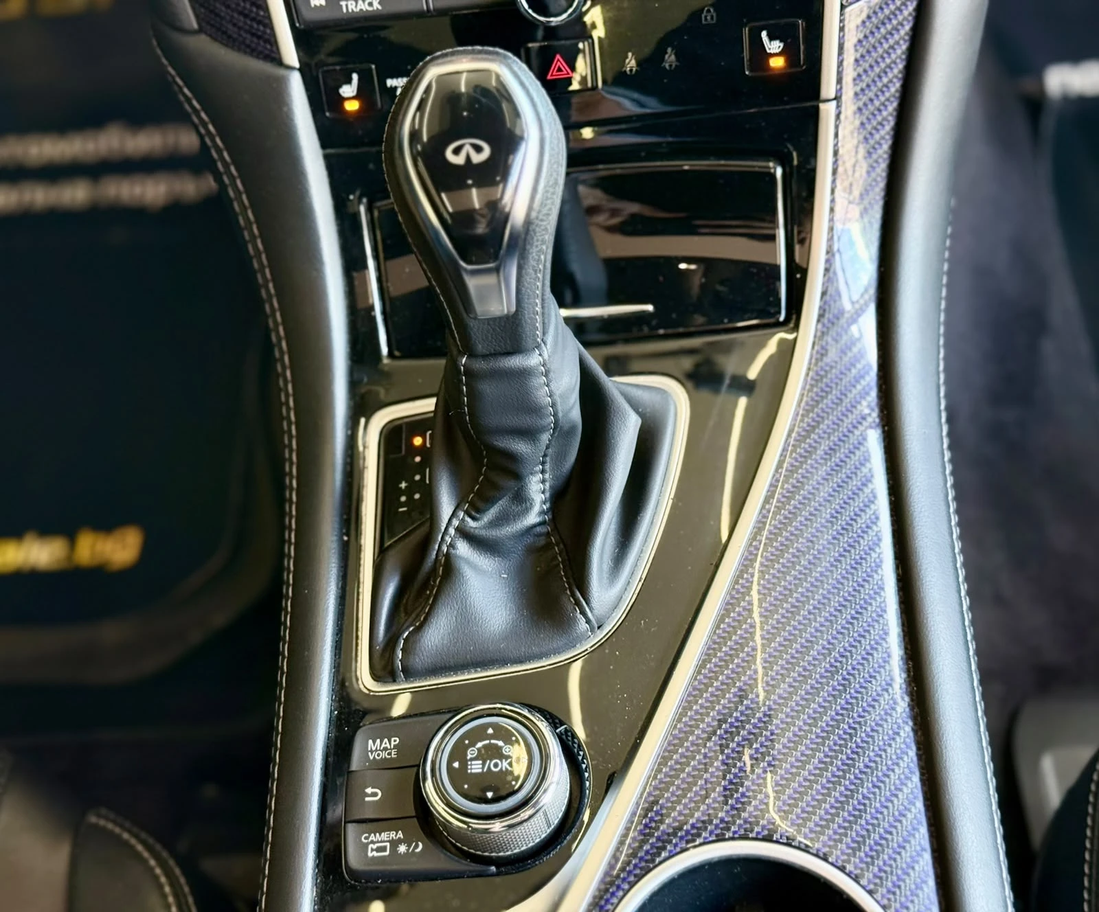 Infiniti Q60 S* RED SPORT* AWD* BOSE* Подгреви* ЛИЗИНГ , снимка 14 - Автомобили и джипове - 56018637