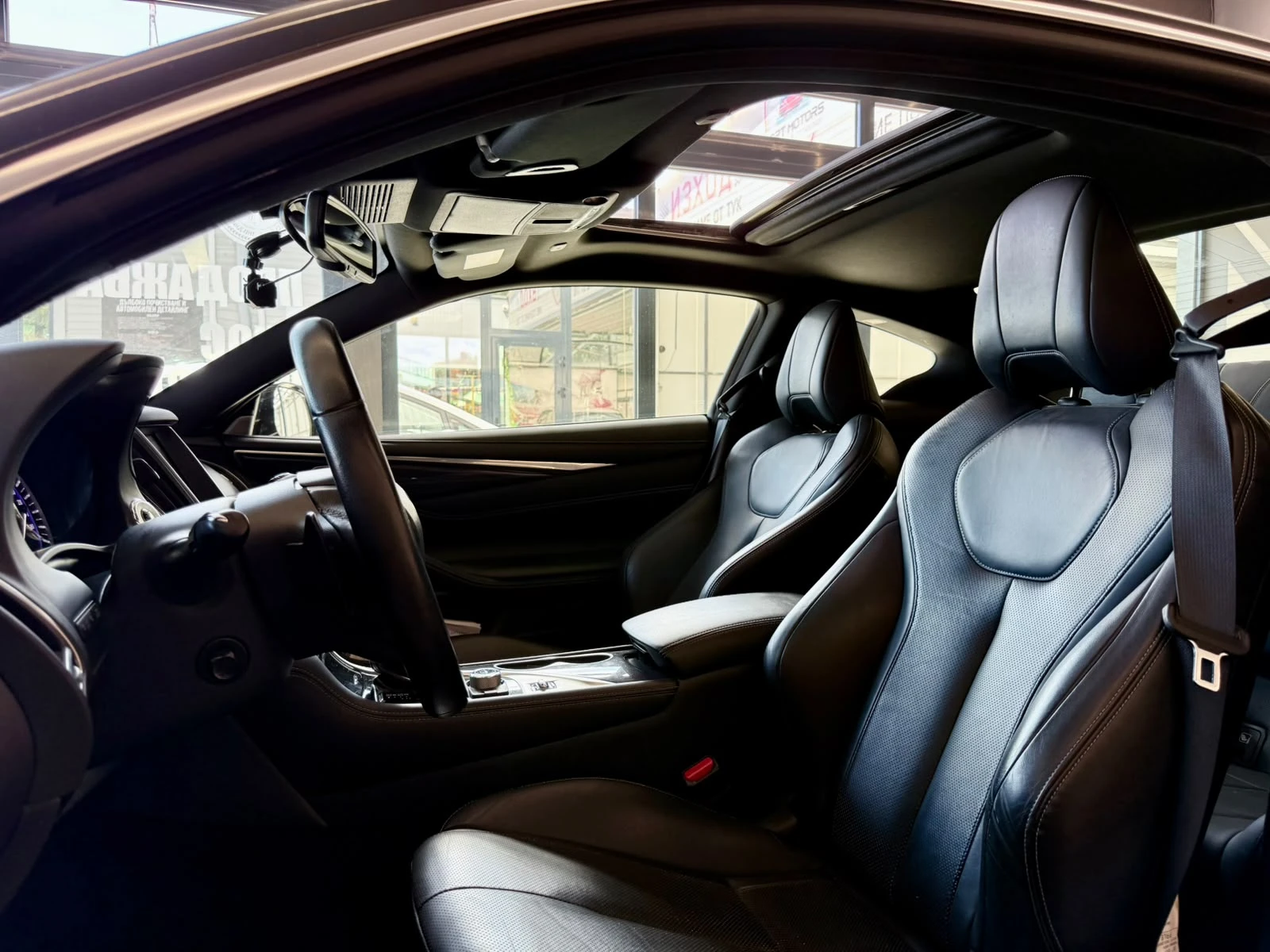 Infiniti Q60 S* RED SPORT* AWD* BOSE* Подгреви* ЛИЗИНГ , снимка 8 - Автомобили и джипове - 56018637