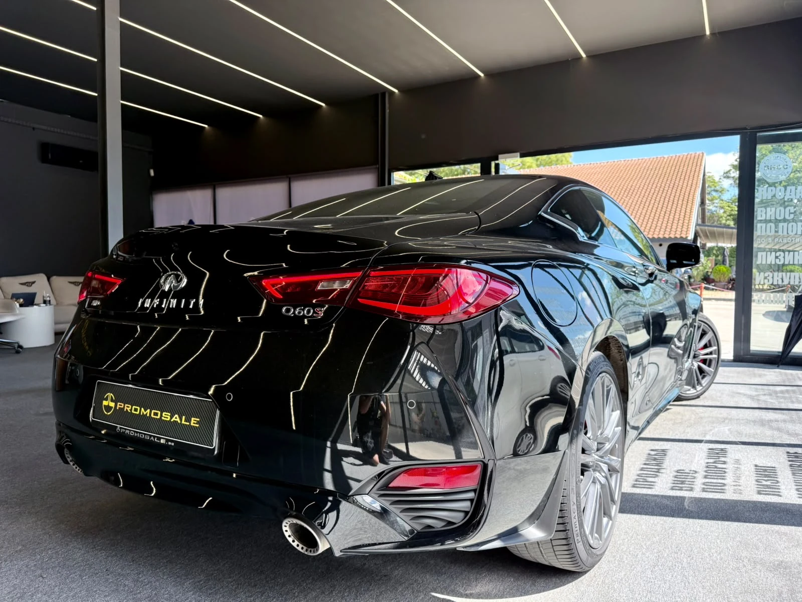 Infiniti Q60 S* RED SPORT* AWD* BOSE* Подгреви* ЛИЗИНГ , снимка 6 - Автомобили и джипове - 56018637