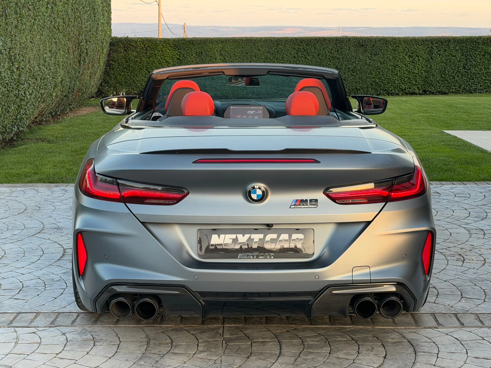 BMW M8 * Competition * Cabriolet * Carbon * B&W * Acrapov, снимка 4 - Автомобили и джипове - 56047123