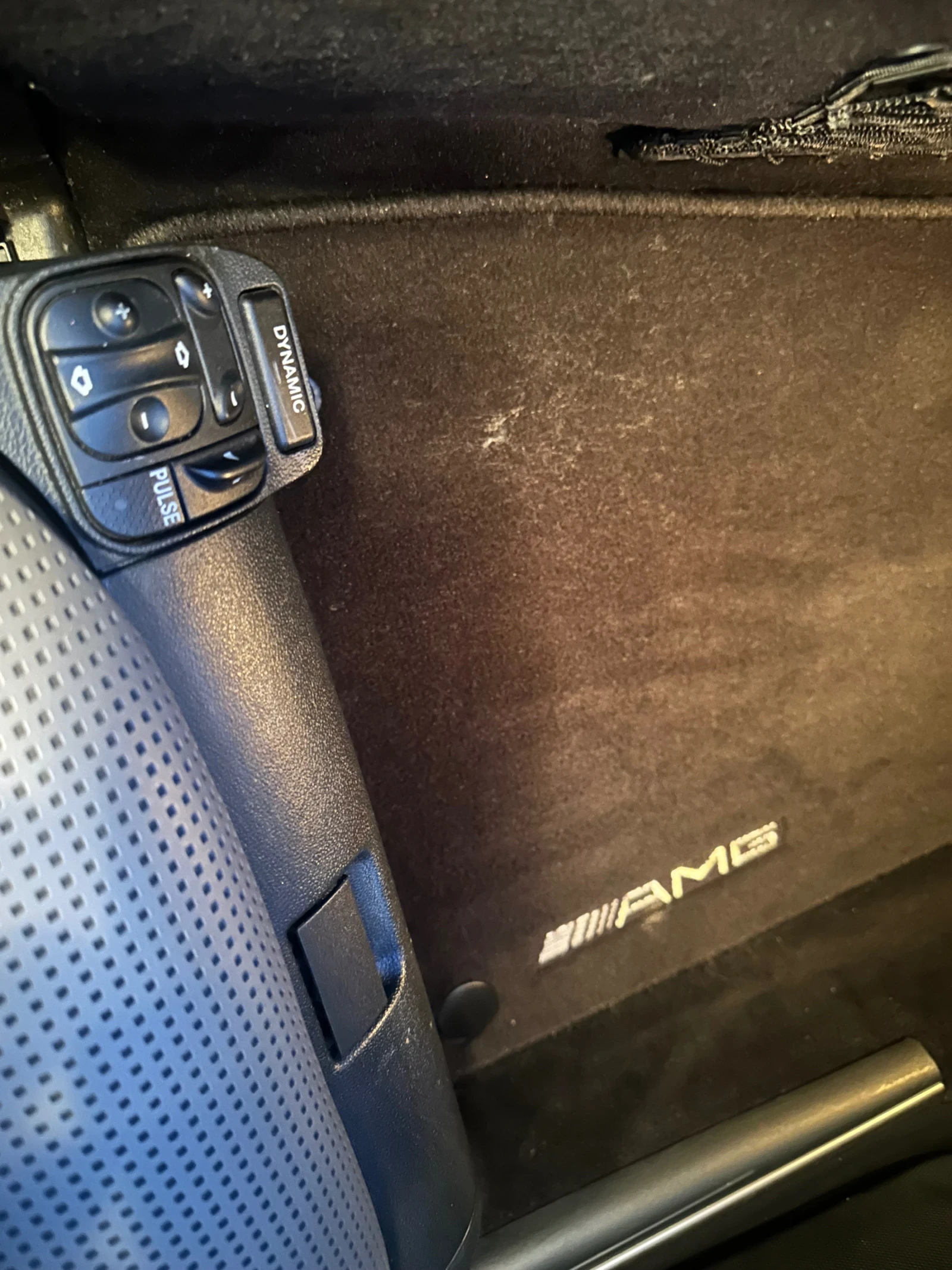 Mercedes-Benz CLS 55 AMG IWC рядка лимитирана серия, снимка 13 - Автомобили и джипове - 56061522