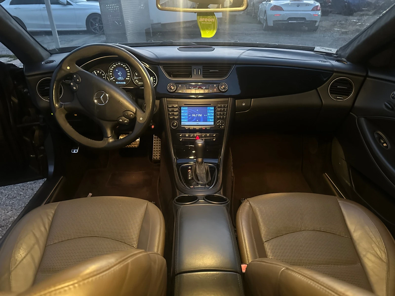 Mercedes-Benz CLS 55 AMG IWC рядка лимитирана серия, снимка 11 - Автомобили и джипове - 56061522