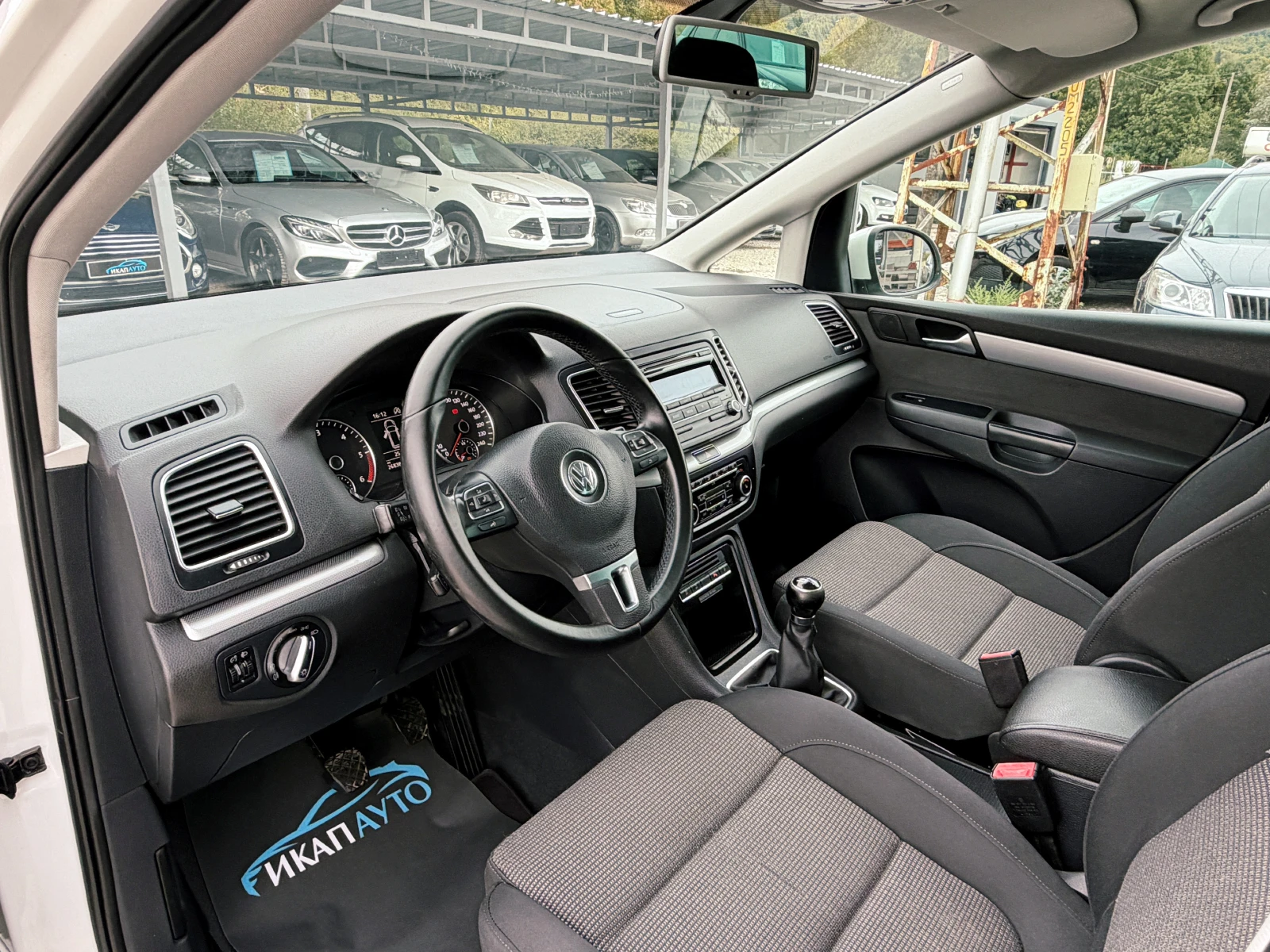 VW Sharan 2.0TDi ПАНОРАМА, снимка 6 - Автомобили и джипове - 56172552