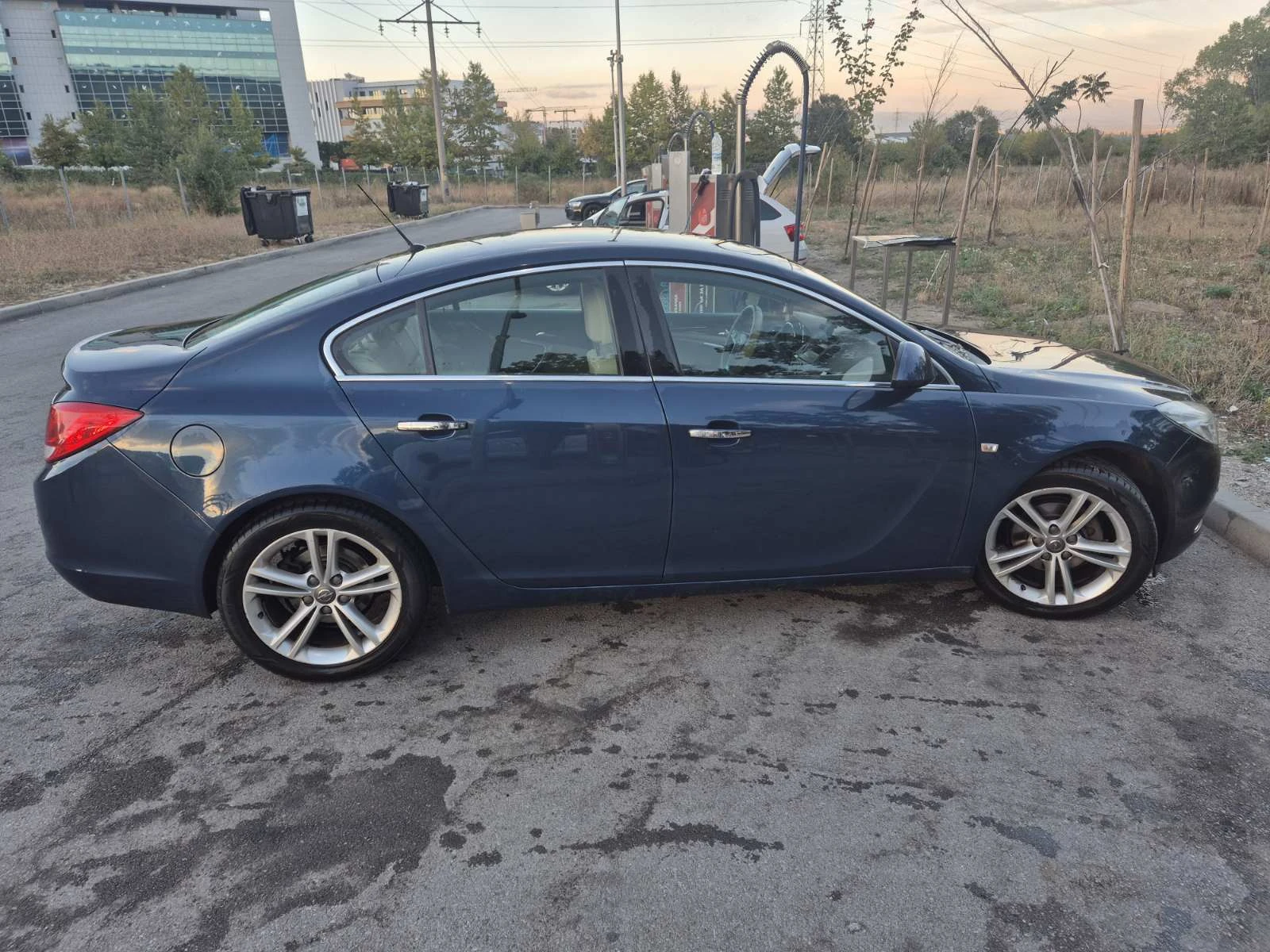 Opel Insignia, снимка 3 - Автомобили и джипове - 56267637