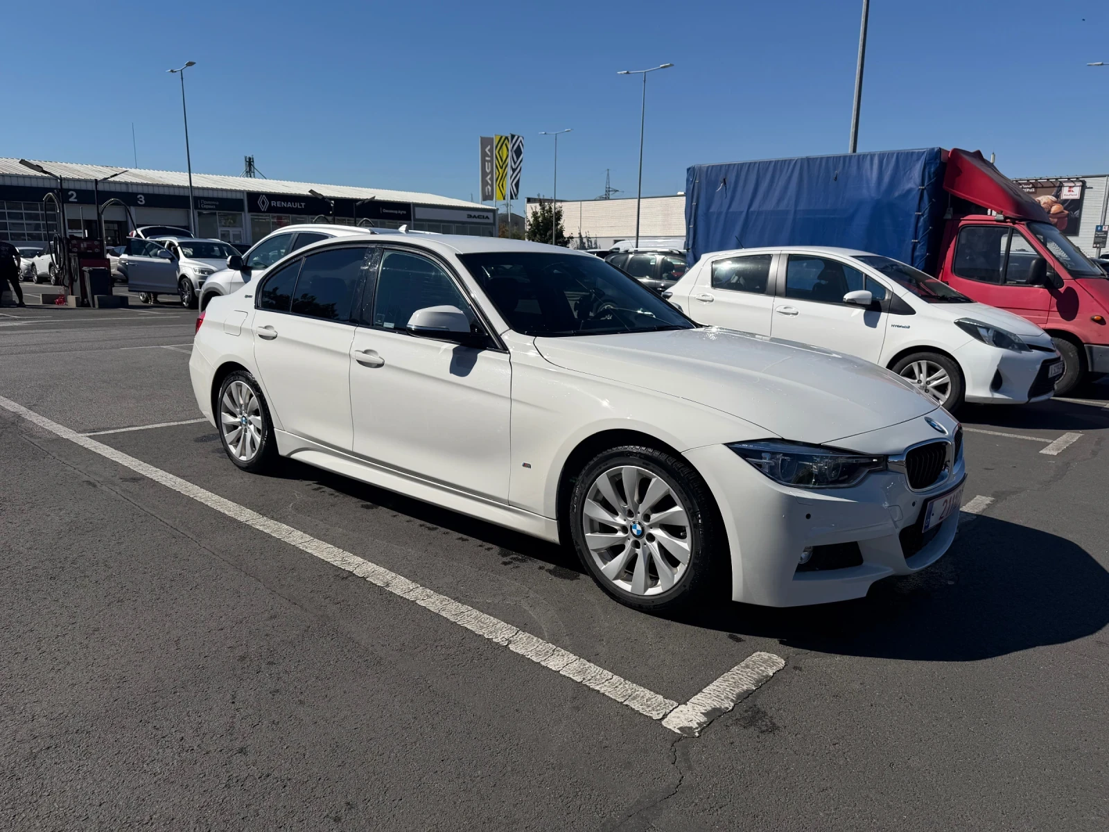 BMW 330, снимка 3 - Автомобили и джипове - 56358725