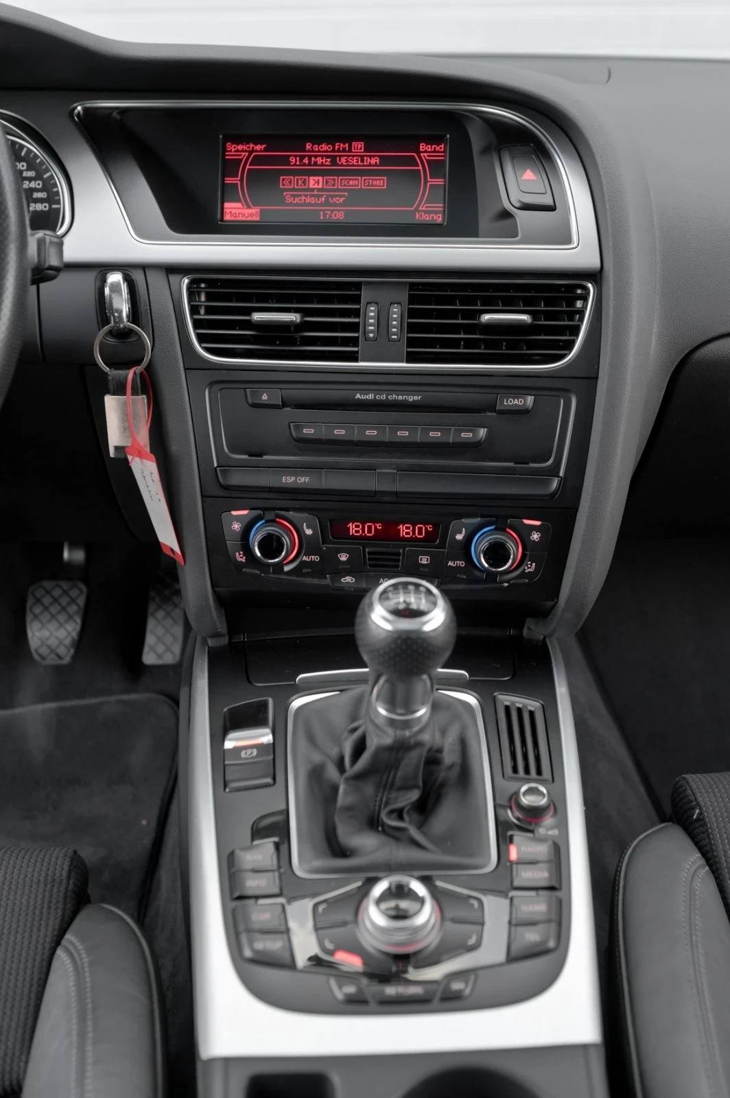 Audi A5 1.8 TURBO, снимка 14 - Автомобили и джипове - 56580530