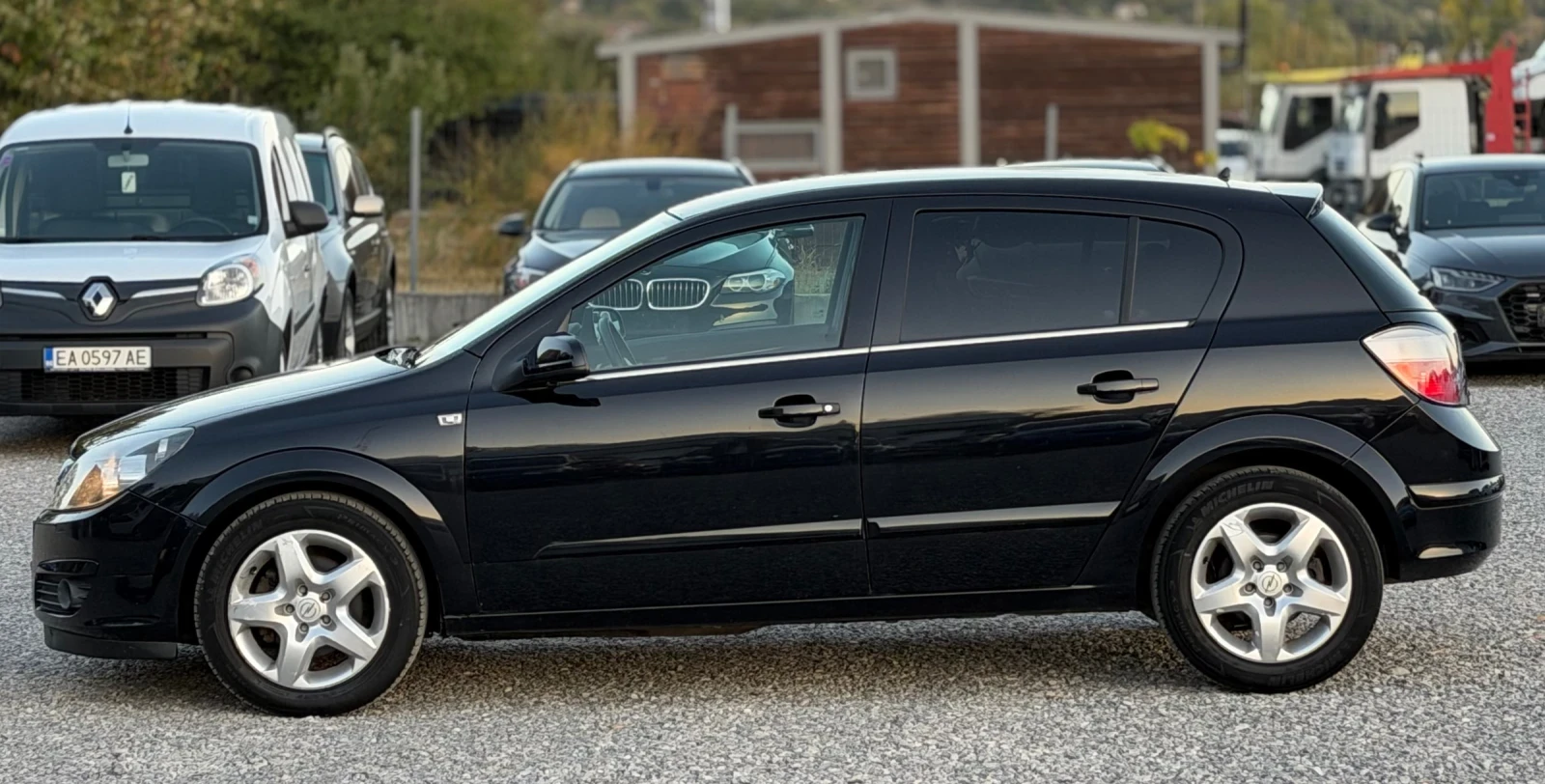 Opel Astra 1.7CDTi 101к.с * Климатроник* , снимка 7 - Автомобили и джипове - 56590744