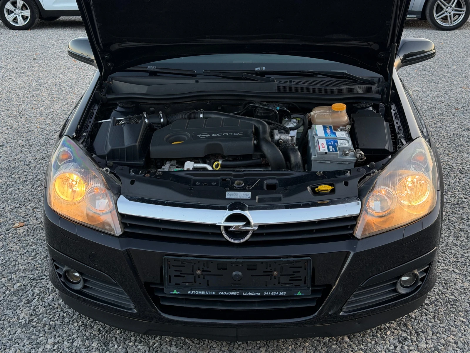 Opel Astra 1.7CDTi 101к.с * Климатроник* , снимка 16 - Автомобили и джипове - 56590744
