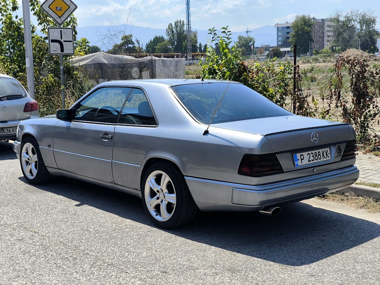 Mercedes-Benz 124 CE124, снимка 2 - Автомобили и джипове - 56600991