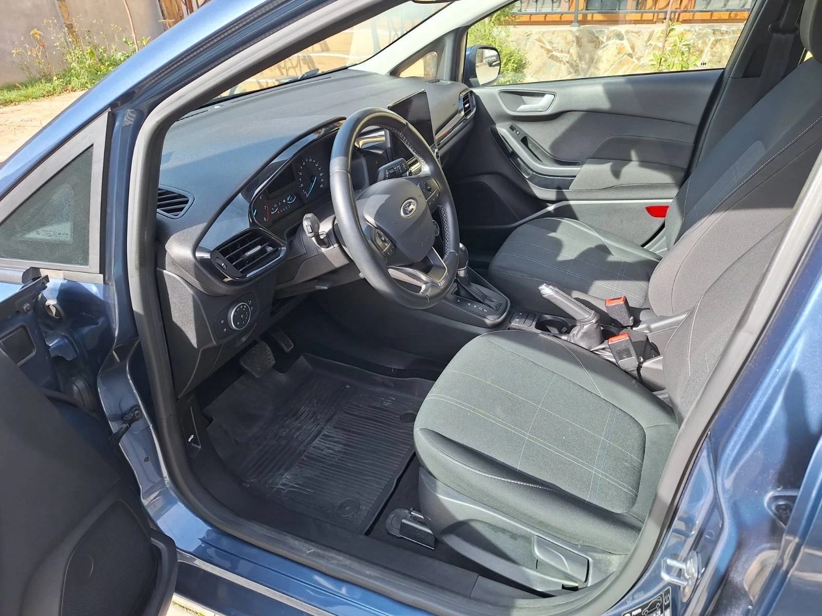 Ford Fiesta Първи собственик, снимка 9 - Автомобили и джипове - 56601258