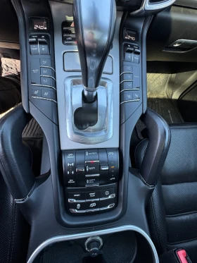 Porsche Cayenne GTS 2017, снимка 13