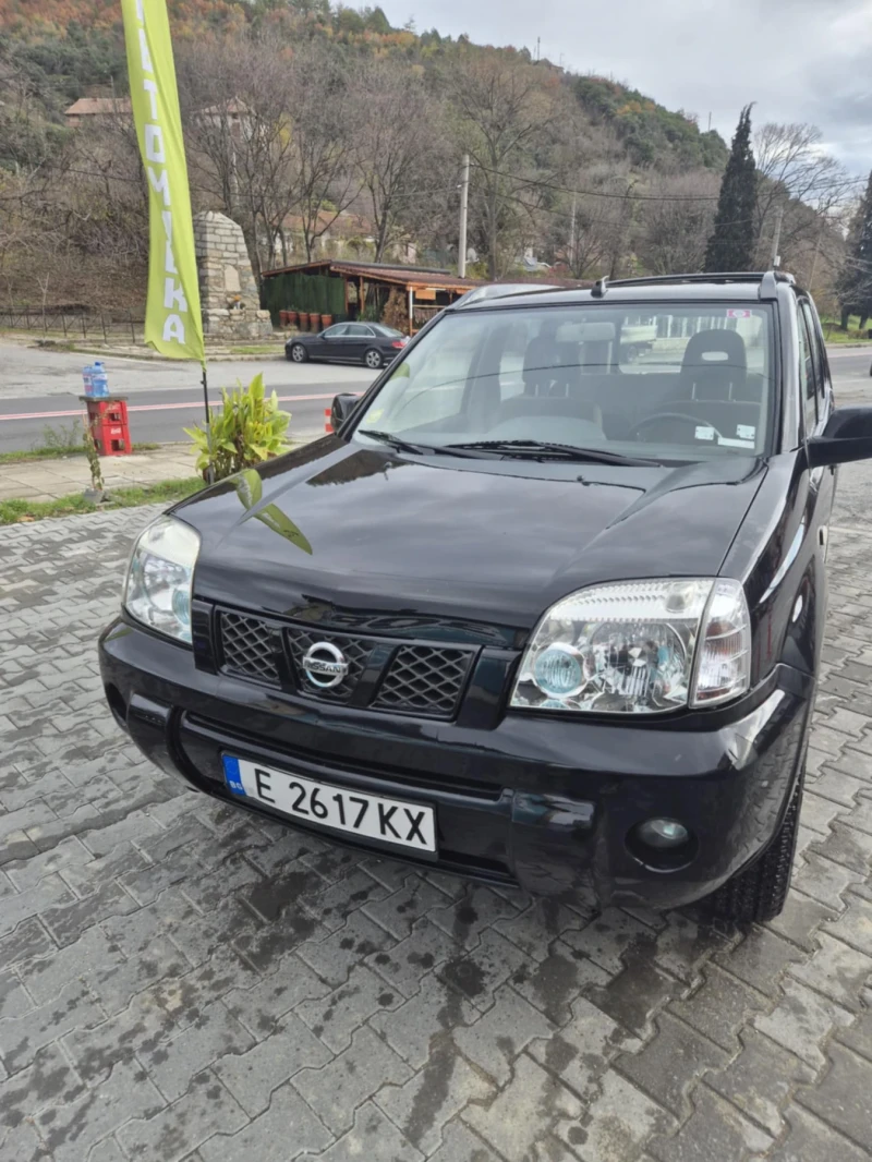 Nissan X-trail, снимка 2 - Автомобили и джипове - 52672383