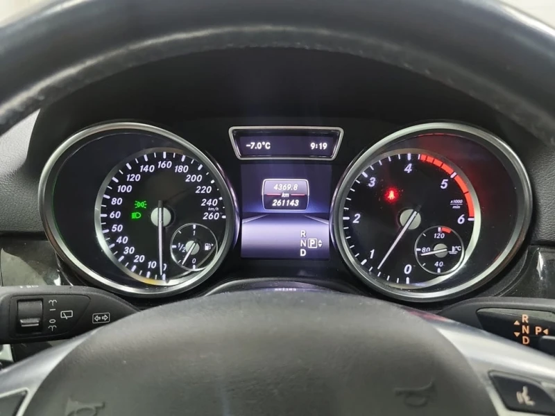 Mercedes-Benz ML 350 * BLUETEC * CARFAX * ЦЕНА ДО БГ, снимка 11 - Автомобили и джипове - 52877054