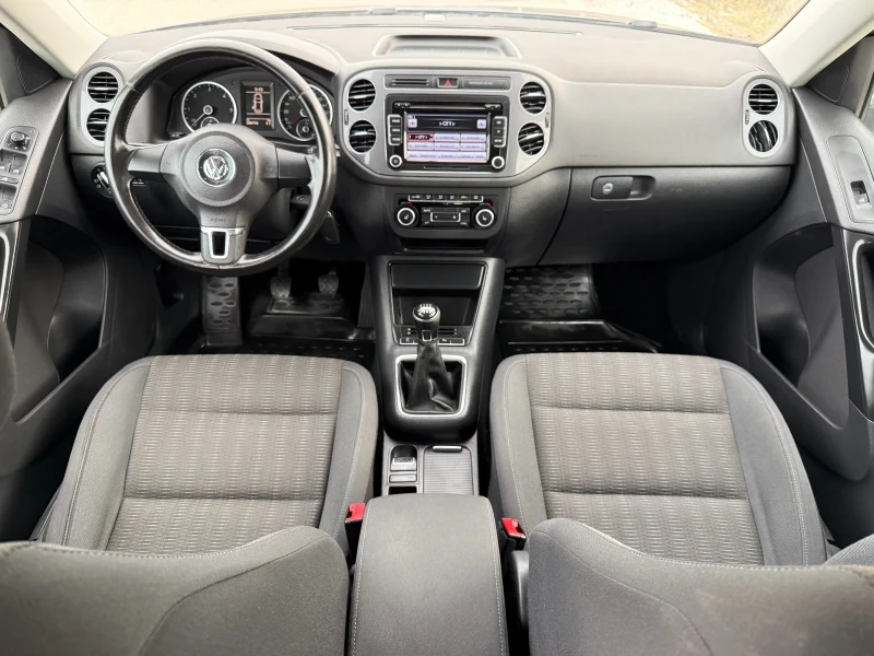 VW Tiguan 2.0 TDI 140к.с 4MOTION / NAVI / PARKTRONIC , снимка 8 - Автомобили и джипове - 53263166