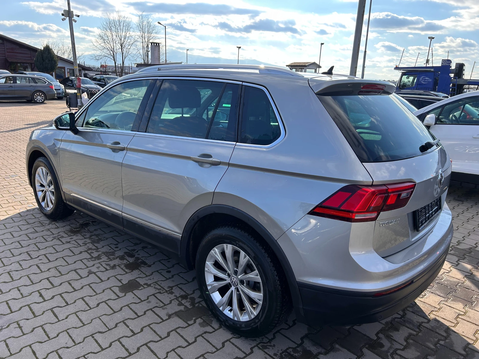 VW Tiguan 1.6TDI NAVI EURO 6 - изображение 8