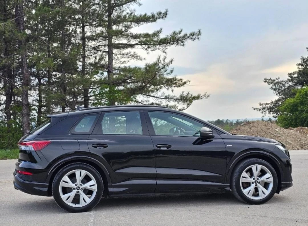 Audi Q4 S Line 40 Etron Matrix - изображение 7