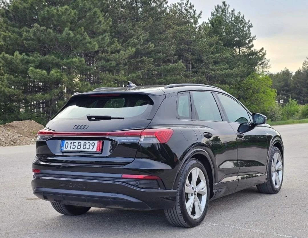 Audi Q4 S Line 40 Etron Matrix - изображение 6