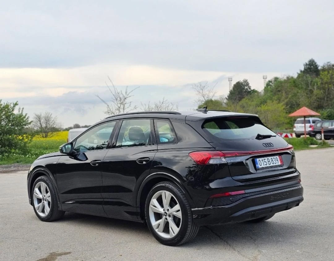 Audi Q4 S Line 40 Etron Matrix - изображение 4