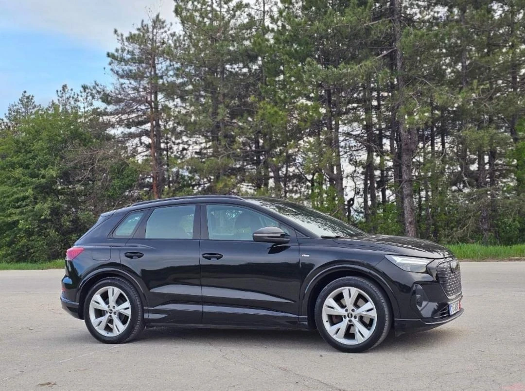 Audi Q4 S Line 40 Etron Matrix - изображение 10