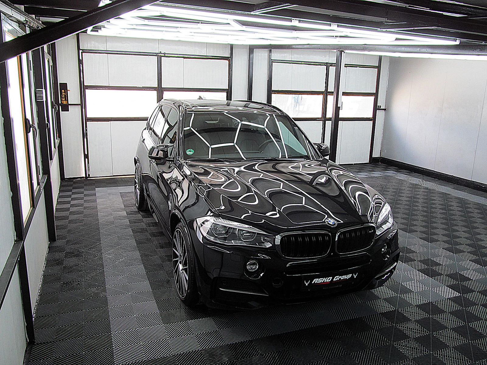 BMW X5 M50D/2xTV/PANORAMA/M-paket/Keyless Go/ГЕРМАНИЯ Л-Г - изображение 8