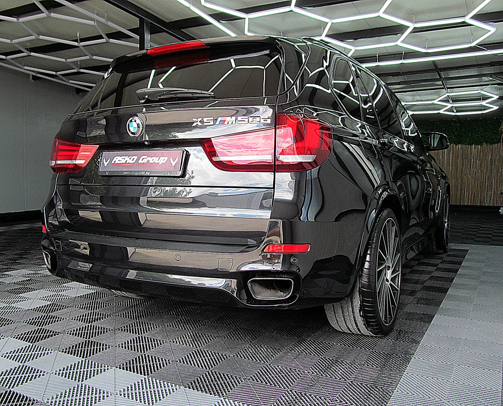 BMW X5 M50D/2xTV/PANORAMA/M-paket/Keyless Go/ГЕРМАНИЯ Л-Г - изображение 6