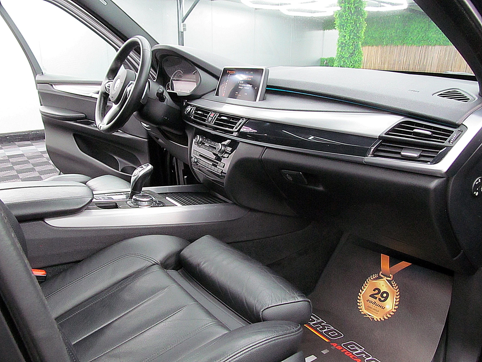 BMW X5 M50D/2xTV/PANORAMA/M-paket/Keyless Go/ - | Mobile.bg   11