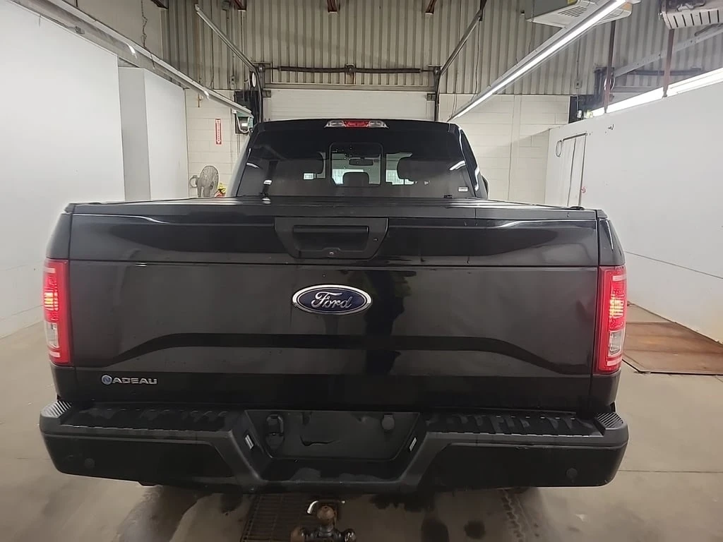 Ford F150 XLT CREW CAB STD BED 2017 * CARFAX*  | Mobile.bg   5