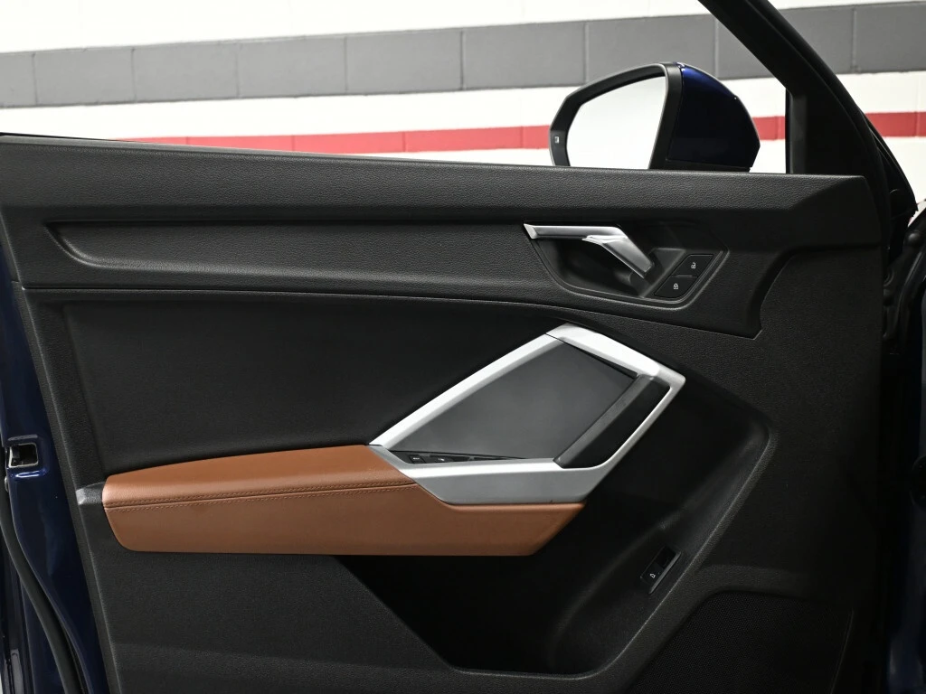 Audi Q3 * Low Mileage Brown Leather Heated Seats Panoramic | Mobile.bg � ����������� 12