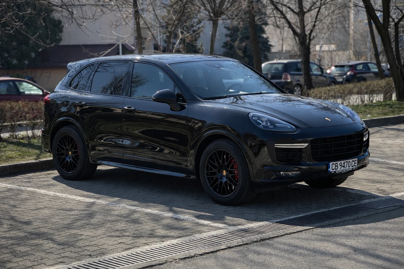 Porsche Cayenne GTS 2017, снимка 2 - Автомобили и джипове - 53836978