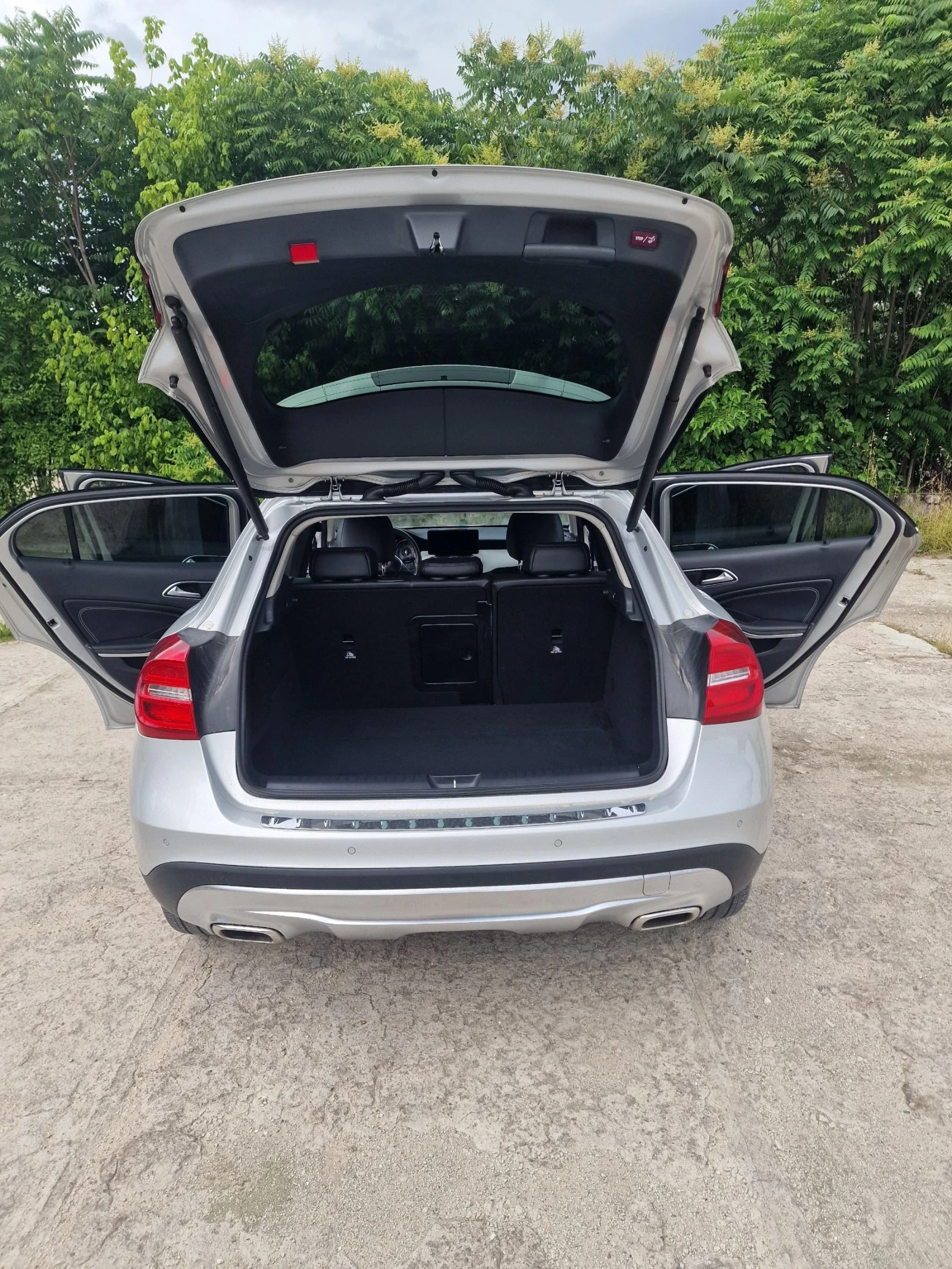 Mercedes-Benz GLA 220, снимка 6 - Автомобили и джипове - 54809237