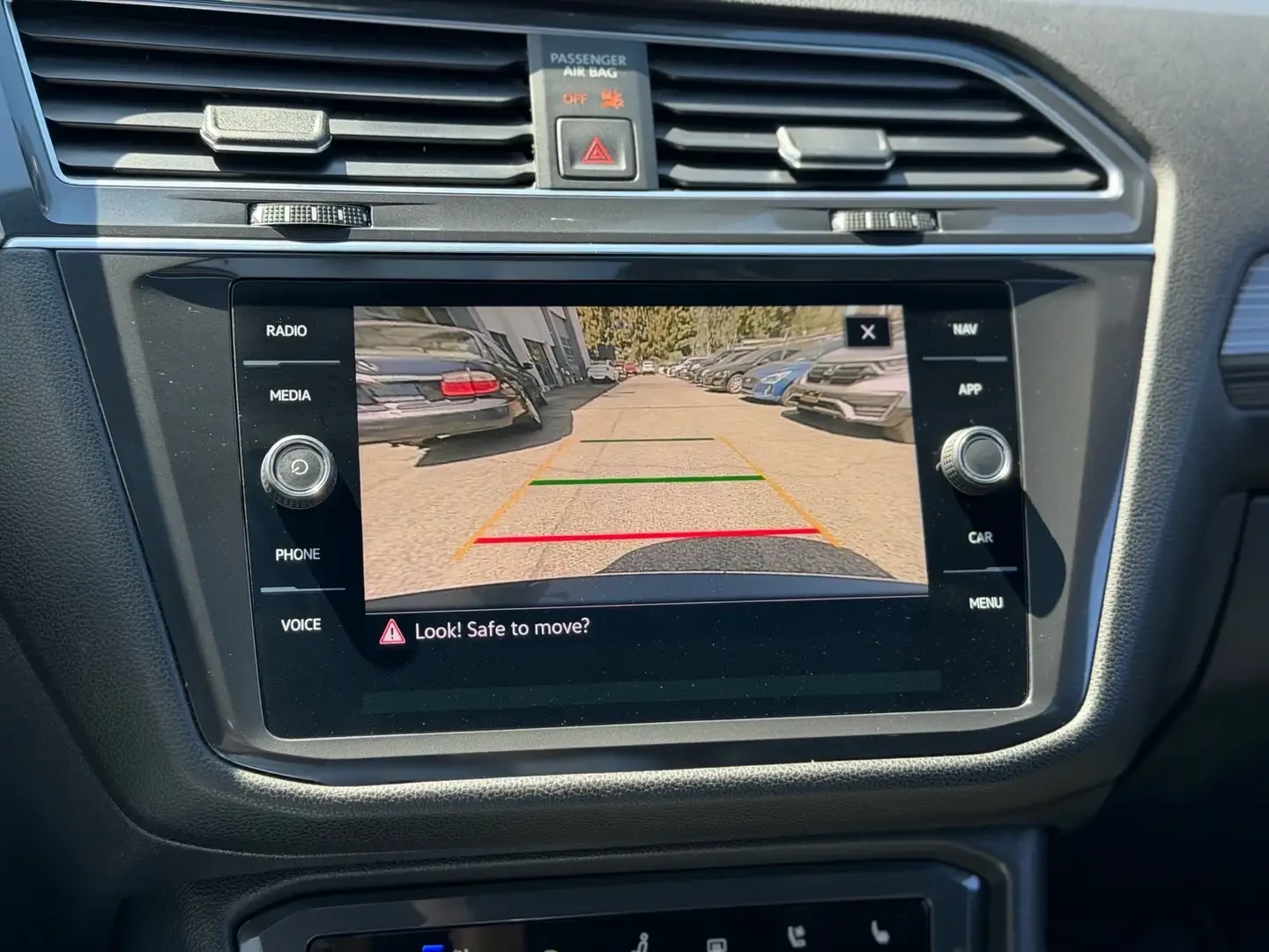 VW Tiguan Highline R-Line 4MOTION, снимка 12 - Автомобили и джипове - 54929882