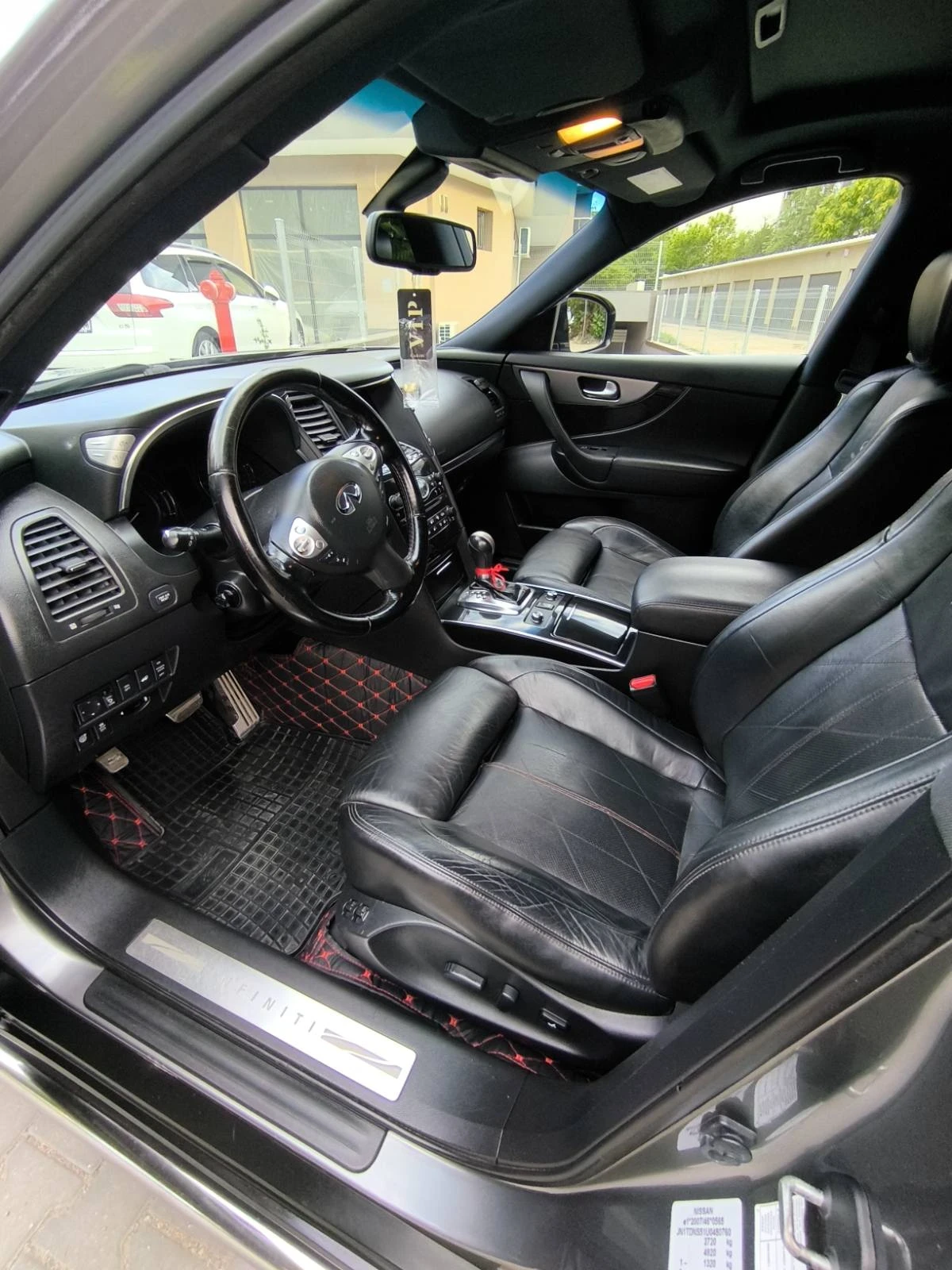 Infiniti Fx 30 3.0dS, снимка 8 - Автомобили и джипове - 55178775