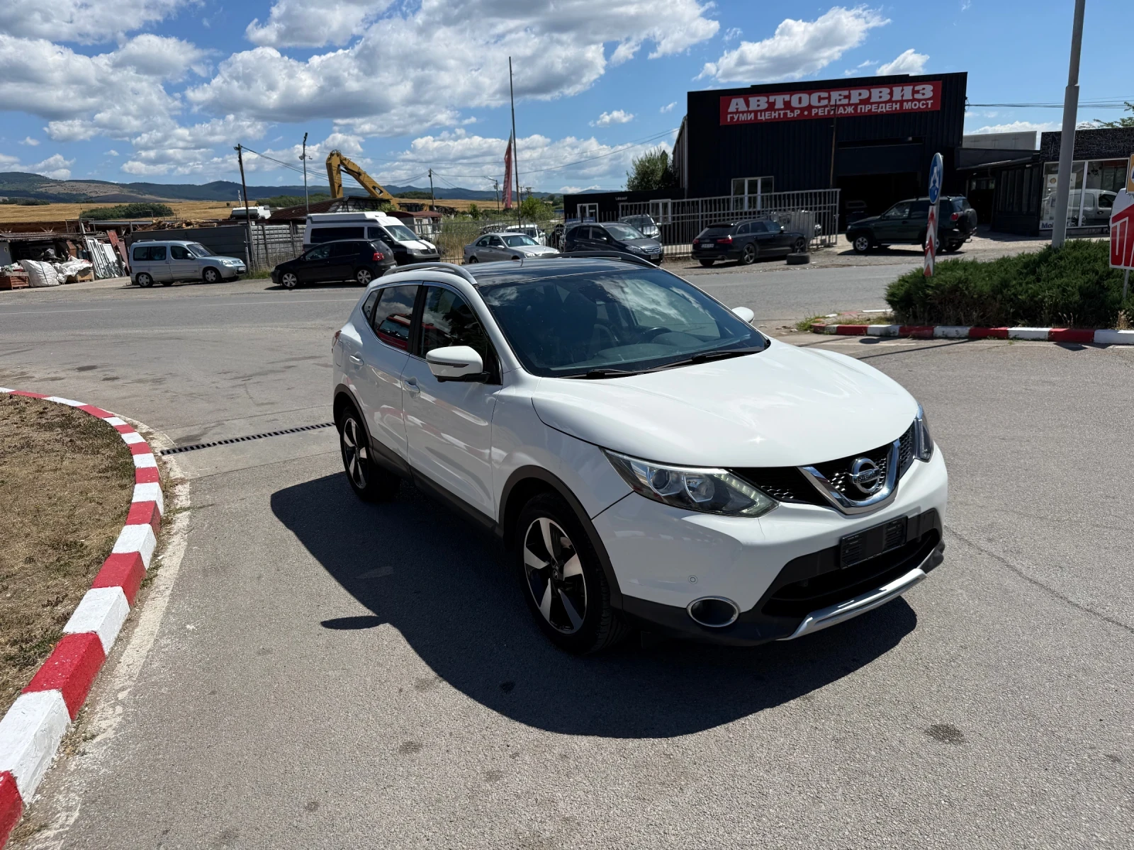 Nissan Qashqai 1.5DCI включена регистрация, снимка 3 - Автомобили и джипове - 55274089