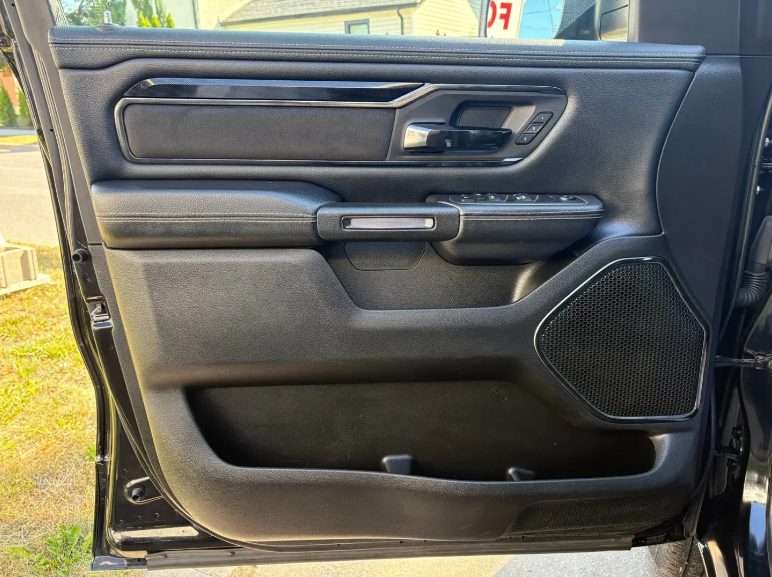 Dodge RAM 1500 Sport HEMI V8 GT, снимка 5 - Автомобили и джипове - 55430310