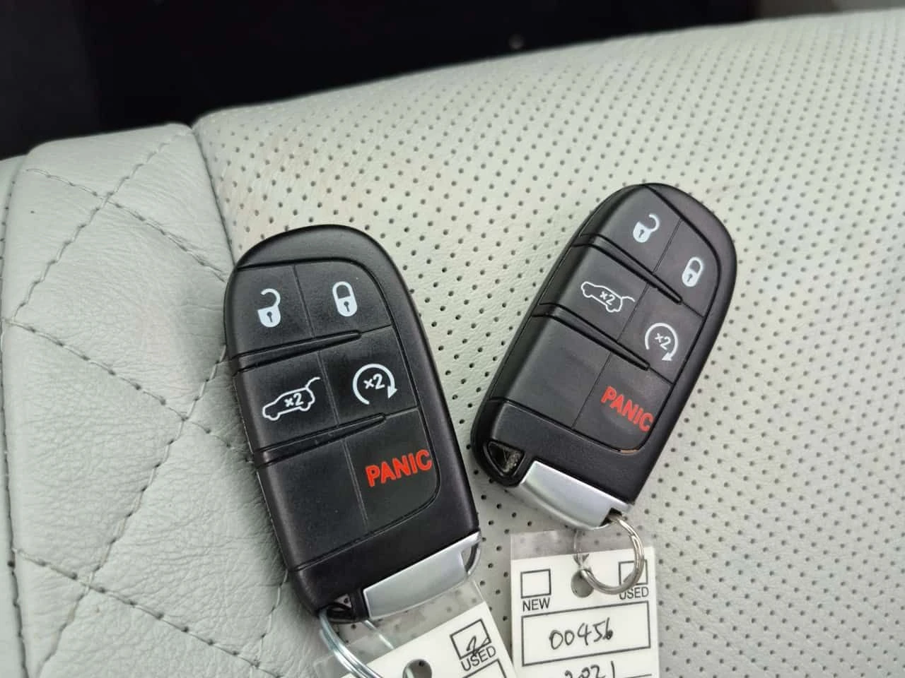 Jeep Grand cherokee * 5.7 V8 * SUMMIT * CARFAX * ��� ��������� *  | Mobile.bg � ����������� 10