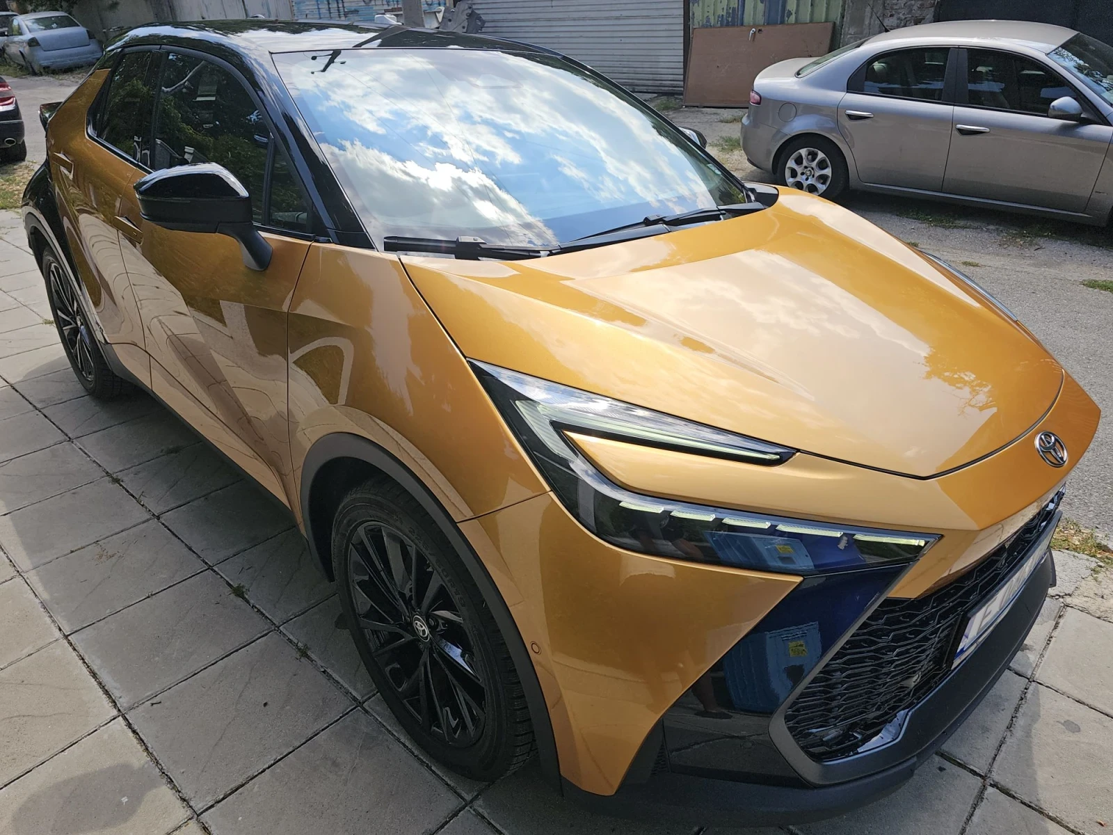 Toyota C-HR, снимка 2 - Автомобили и джипове - 55751046