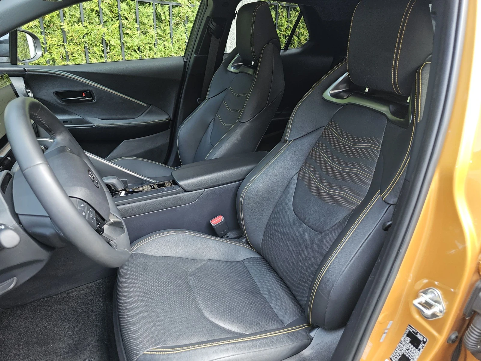 Toyota C-HR, снимка 7 - Автомобили и джипове - 55751046
