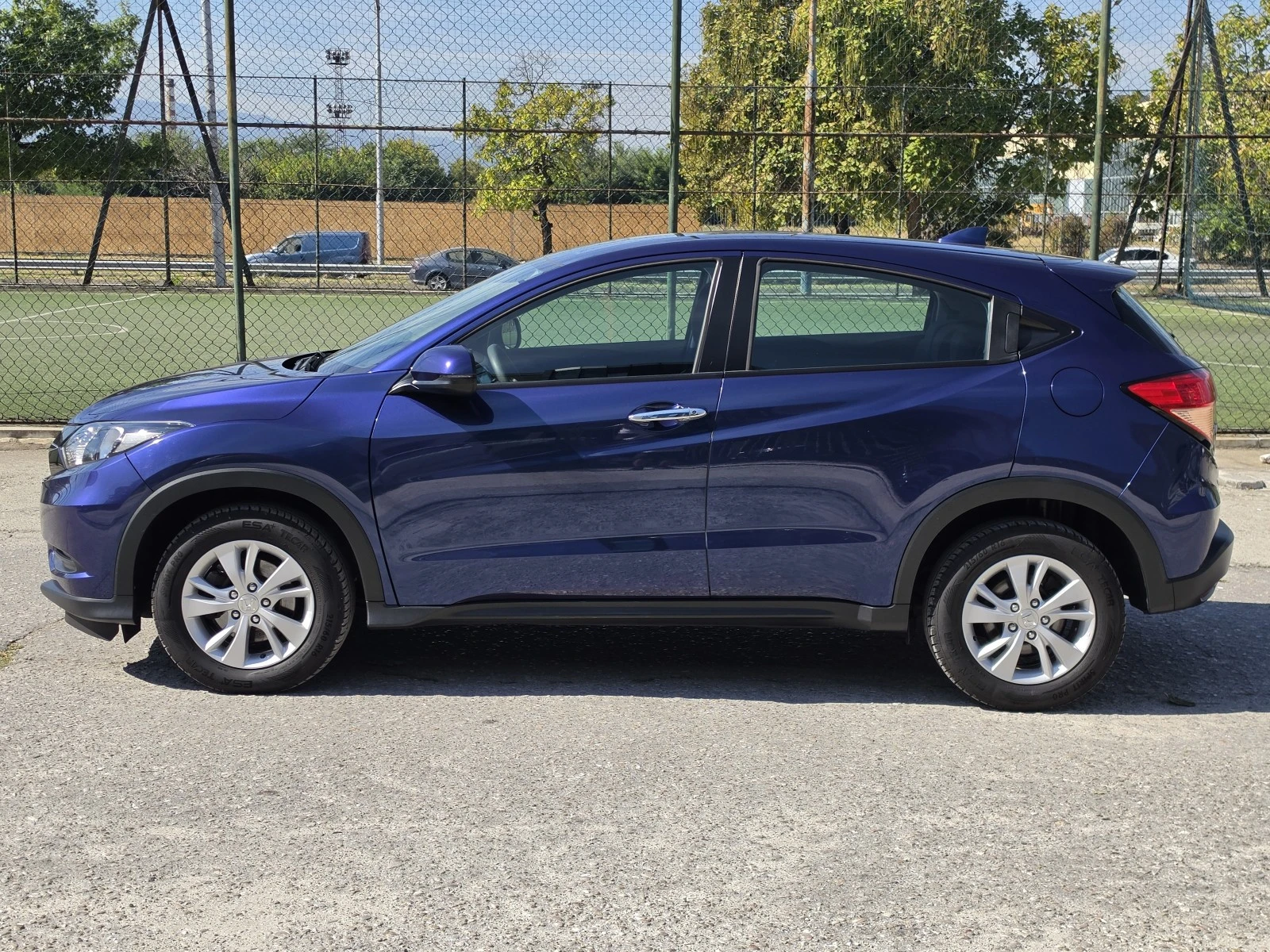 Honda Hr-v 1.5i-VTEC Пълна история в ХОНДА ЕВРО 6, City Breaк, снимка 8 - Автомобили и джипове - 56183608