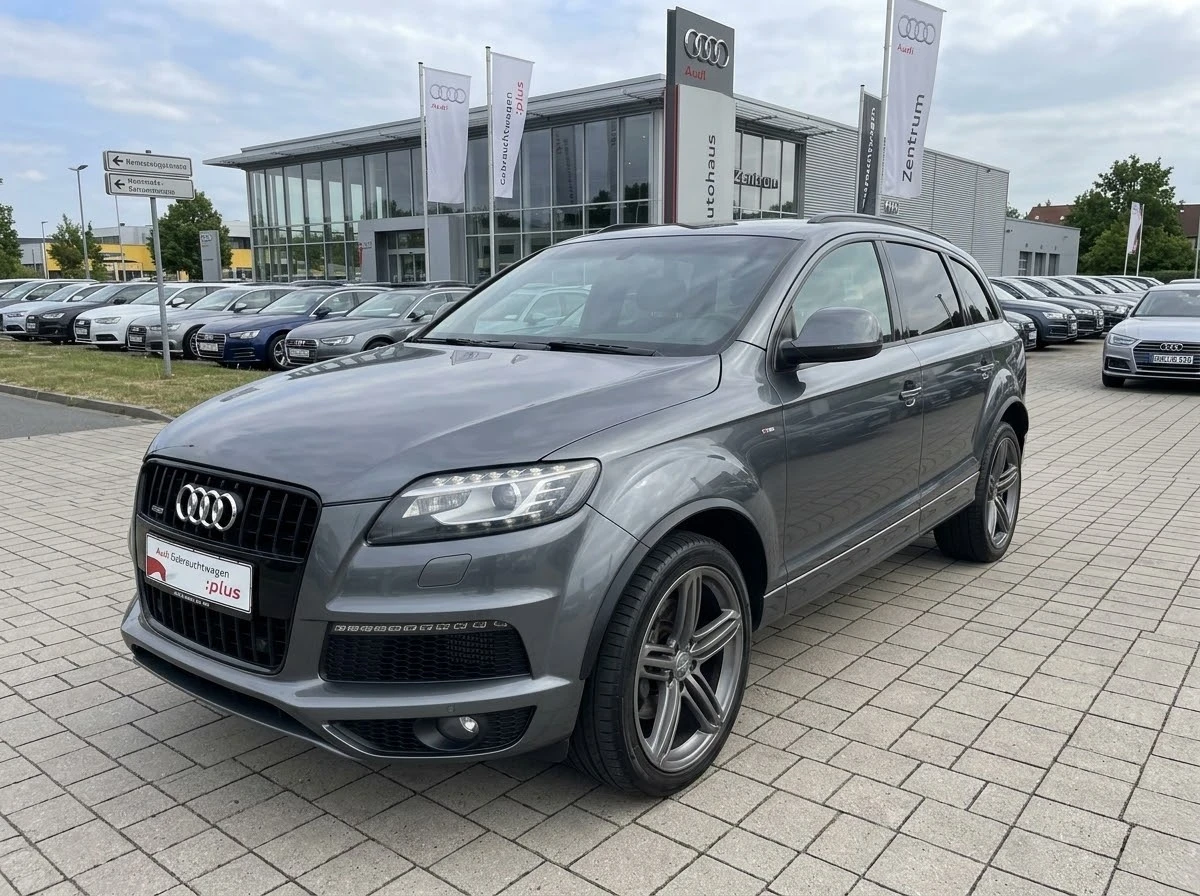 Audi Q7 3.0TDI Exclusive/CARBON/3xTV/PANO/BOSE/6+ 1/FULL