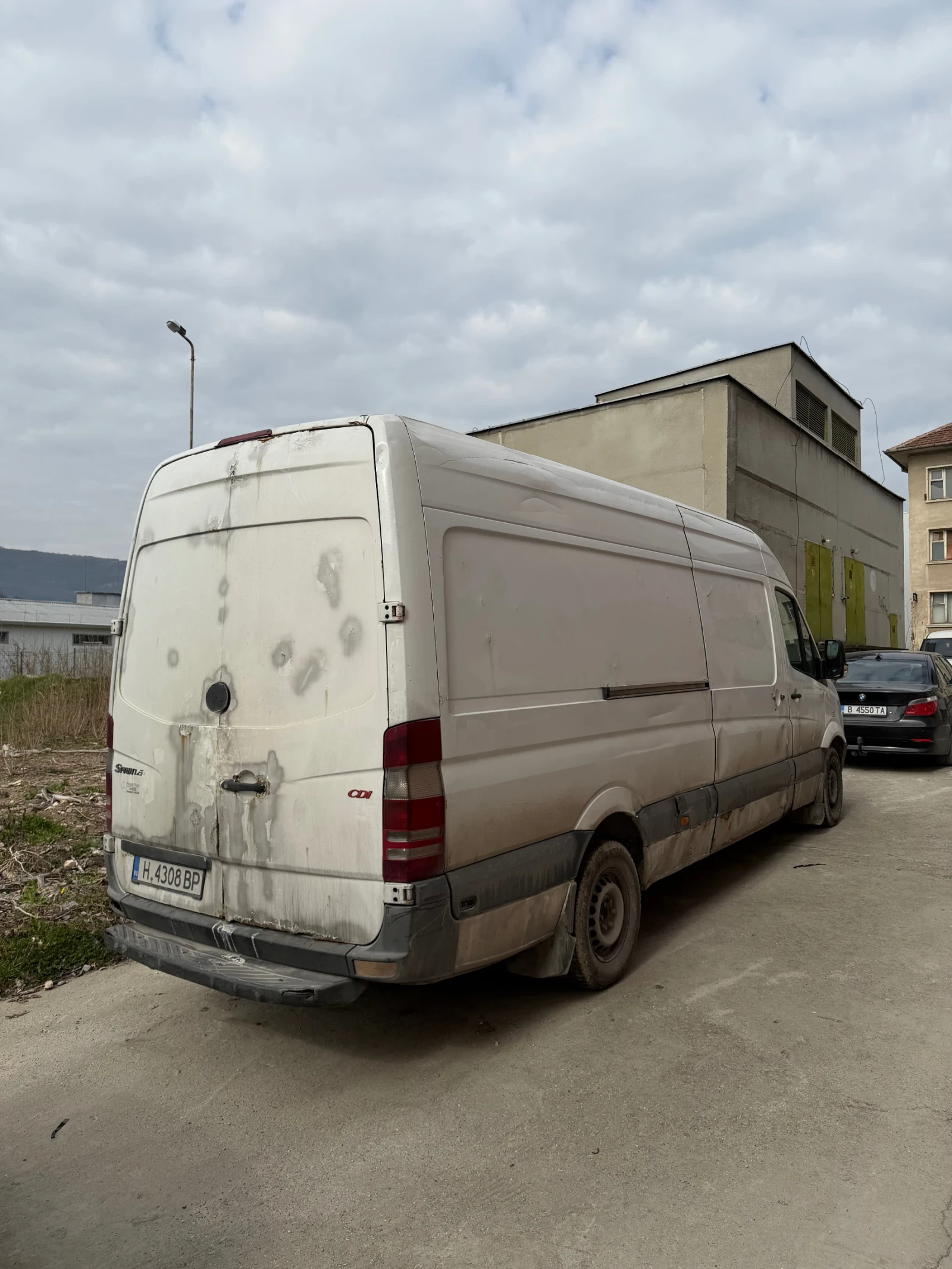 Mercedes-Benz Sprinter 319